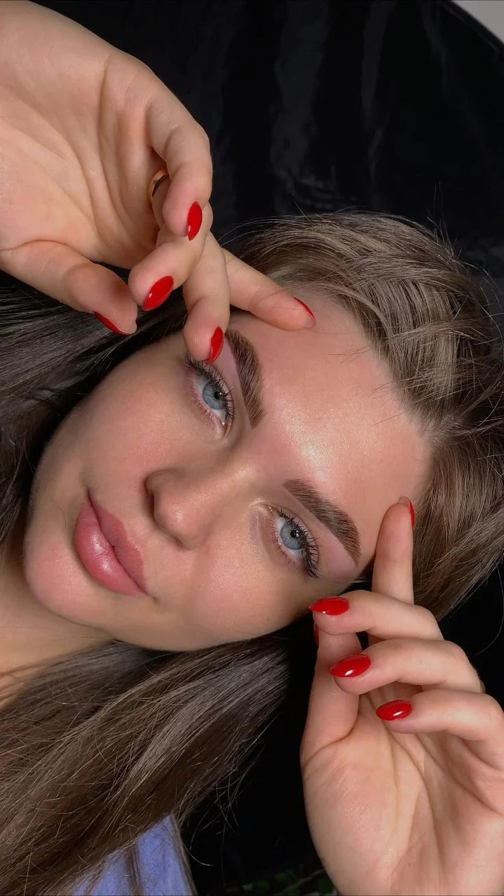 Elena, 21